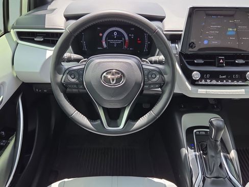 Used 2025 Toyota Corolla XSE FWD image 13