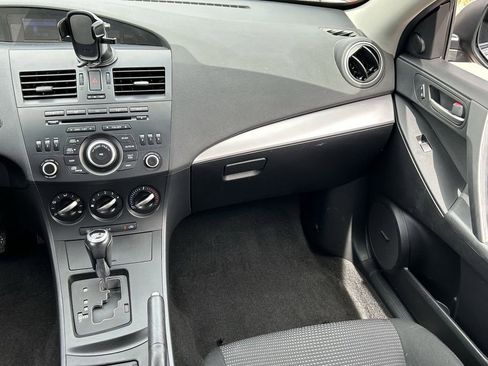 Used 2012 MAZDA MAZDA3 i Touring FWD image 16