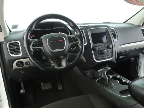 Used 2020 Dodge Durango SXT image 2