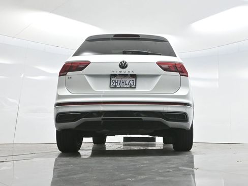 Used 2023 Volkswagen Tiguan SE R-Line FWD image 46
