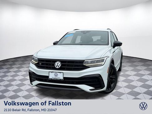 Used 2022 Volkswagen Tiguan SE R-Line AWD/4WD image 1