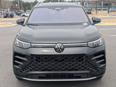 New 2026 Volkswagen Tiguan SEL R-Line AWD/4WD image 9