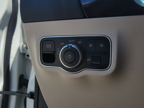 Certified 2025 Mercedes-Benz GLA 250 image 20