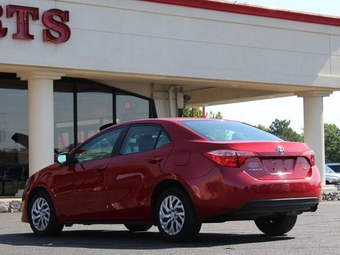 Used 2018 Toyota Corolla L image 6