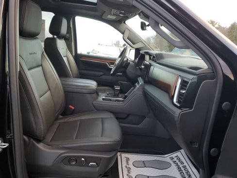 Used 2023 GMC Sierra 1500 Denali w/ Denali Reserve Package image 24