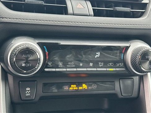 Used 2025 Toyota RAV4 LE image 18