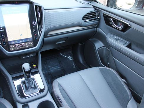 Used 2025 Subaru Forester Touring image 20