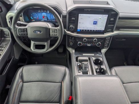 Used 2025 Ford F150 Lariat w/ Equipment Group 501A Mid image 6