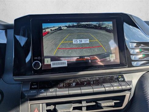 New 2026 Toyota Camry SE image 13