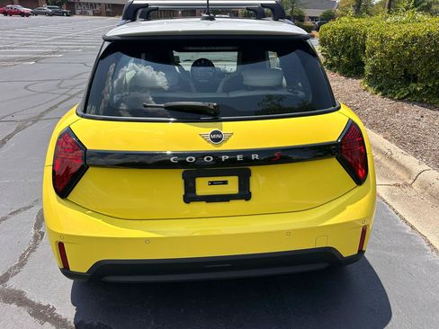 Used 2025 MINI Cooper S FWD image 4
