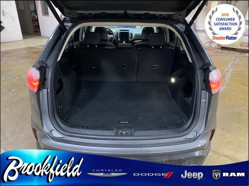 Used 2024 Ford Edge SEL w/ Convenience Package image 12