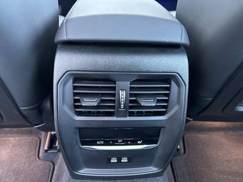 Used 2022 BMW 330i xDrive Sedan w/ Driving Assistance Package AWD/4WD image 15