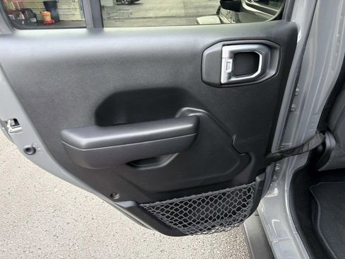 Used 2020 Jeep Wrangler Unlimited Sport S image 14