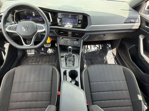 Used 2024 Volkswagen Jetta Sport FWD image 15