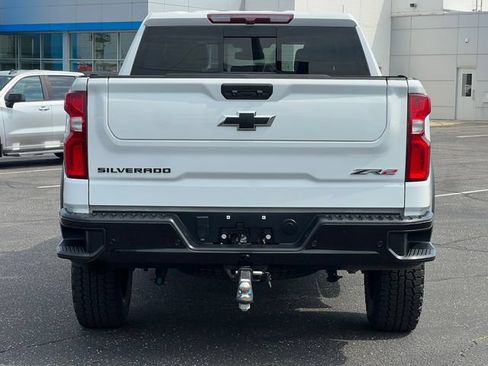 Used 2023 Chevrolet Silverado 1500 ZR2 AWD/4WD image 48
