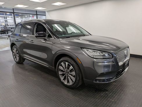 Used 2020 Lincoln Corsair Reserve w/ Elements Package image 3