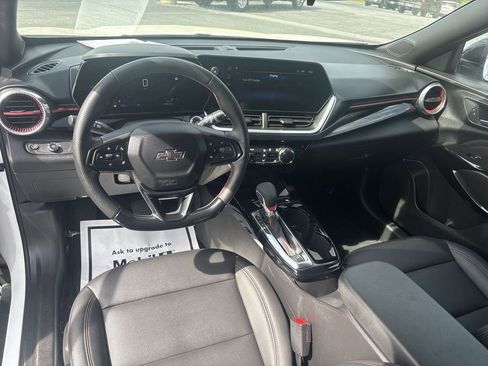 Certified 2024 Chevrolet Trax RS image 17