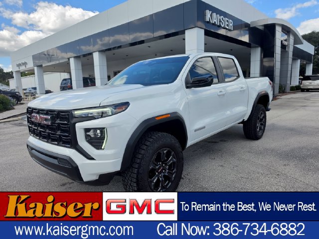Used 2024 GMC Canyon Elevation RWD image 1