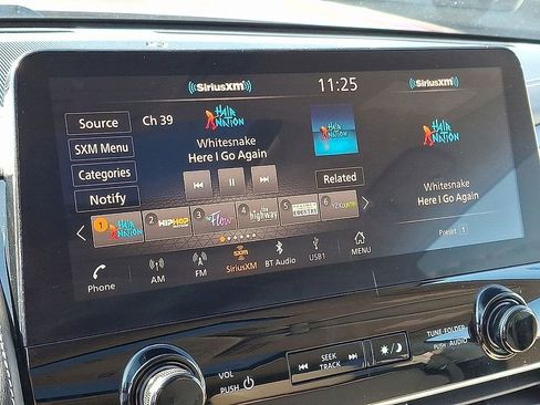 Used 2022 Nissan Armada Platinum w/ Captain's Chairs Package image 18