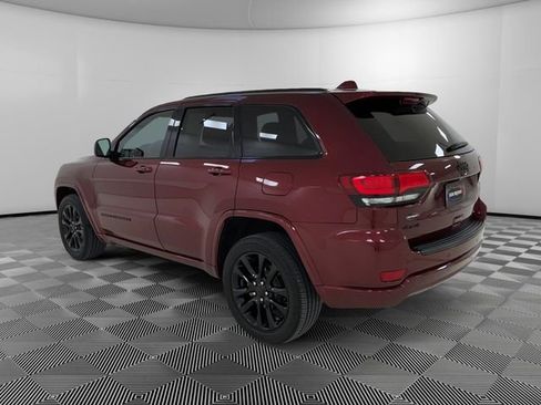 Used 2020 Jeep Grand Cherokee Altitude image 5