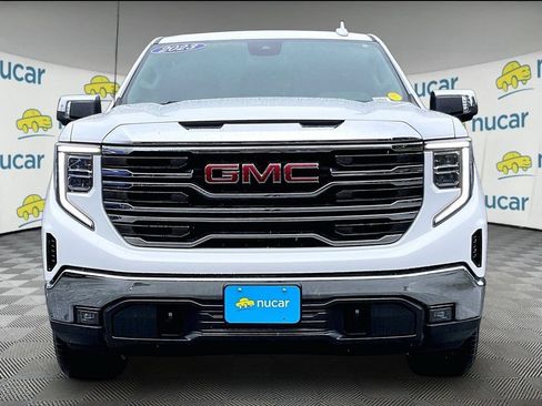 Used 2023 GMC Sierra 1500 SLT w/ SLT Premium Package AWD/4WD image 2