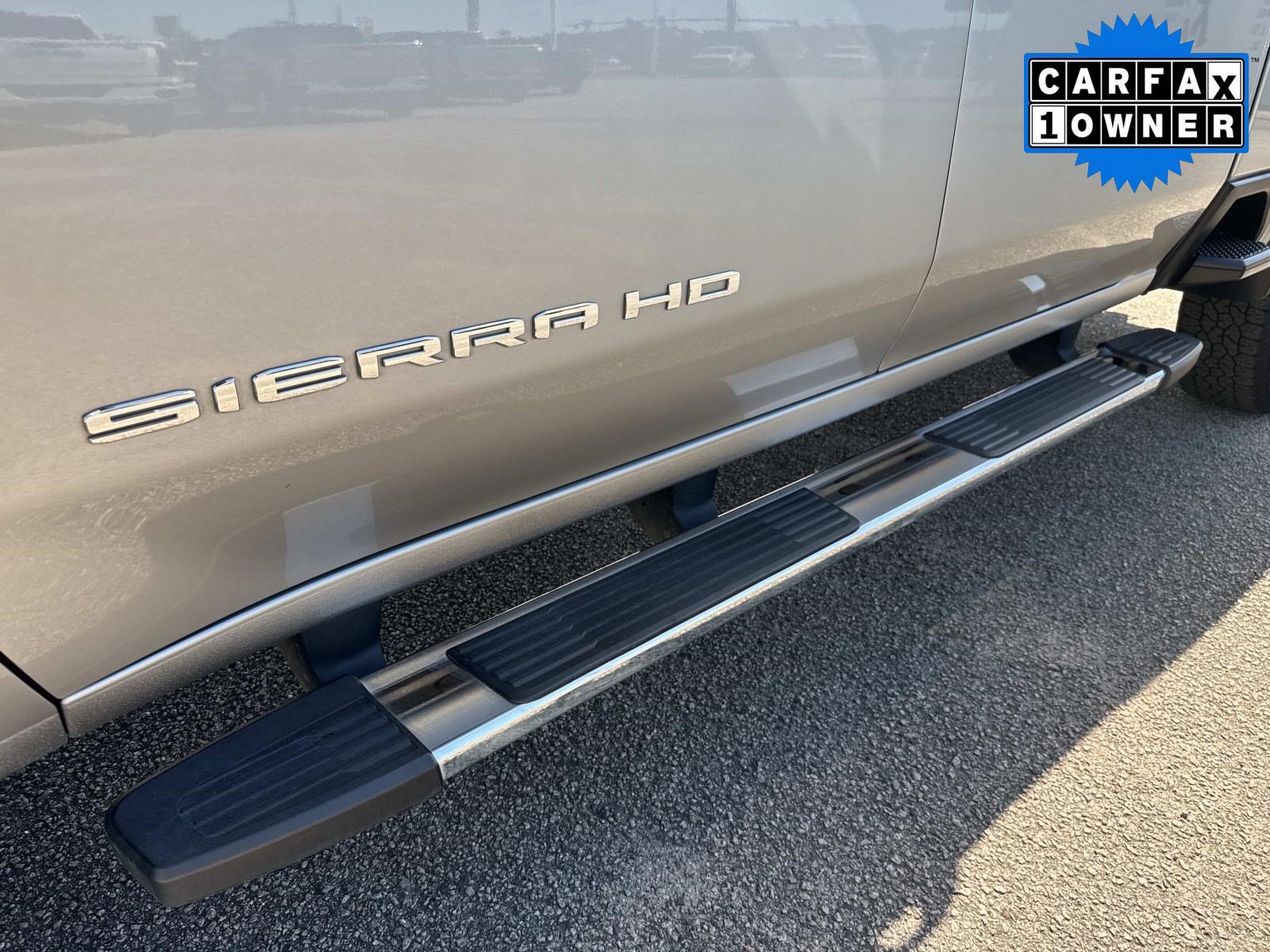 Used 2025 GMC Sierra 2500 SLT w/ SLT Premium Package AWD/4WD image 12