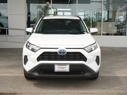 Used 2023 Toyota RAV4 LE AWD/4WD image 3