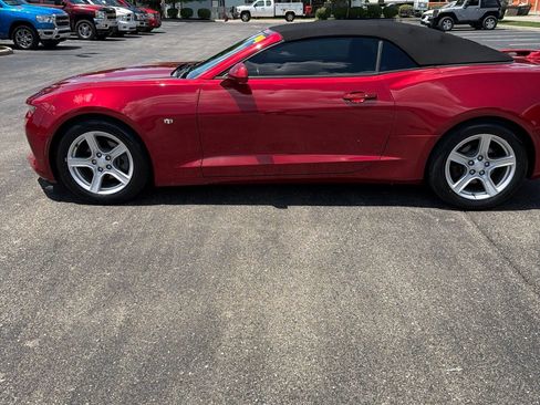 Used 2016 Chevrolet Camaro LT RWD image 2
