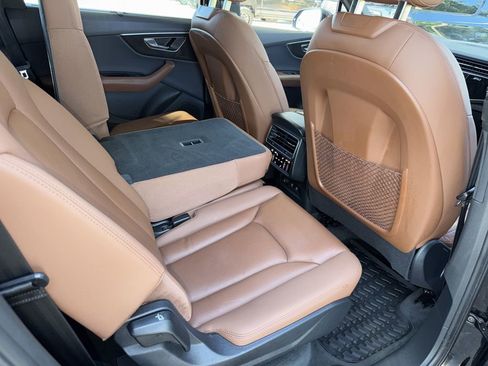 Used 2021 Audi Q7 3.0T Premium Plus image 21