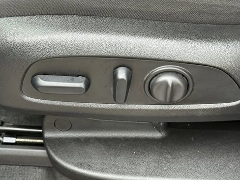 Used 2019 Chevrolet Traverse LT image 20