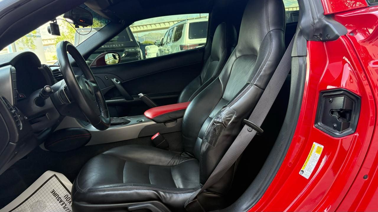 Used 2007 Chevrolet Corvette Coupe RWD image 31
