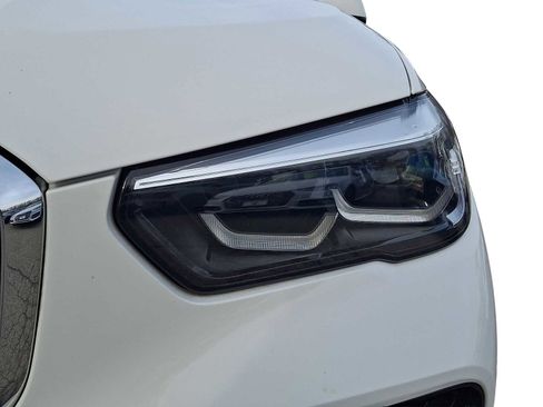 Certified 2023 BMW X5 xDrive40i w/ M Sport Package image 4