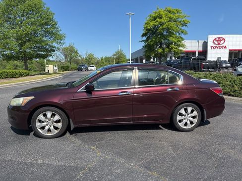 Used 2010 Honda Accord EX-L image 2