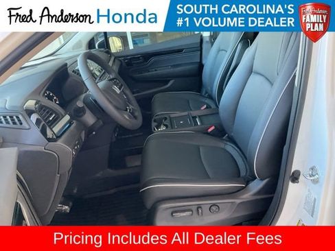 New 2026 Honda Odyssey Touring image 4