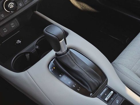 Used 2026 Honda HR-V LX image 19