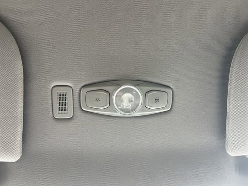 Used 2017 Ford F150 XL w/ Equipment Group 101A Mid AWD/4WD image 28