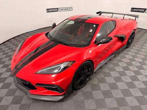 Used 2022 Chevrolet Corvette Stingray Preferred Cpe w/ Z51 Performance Package RWD image 4