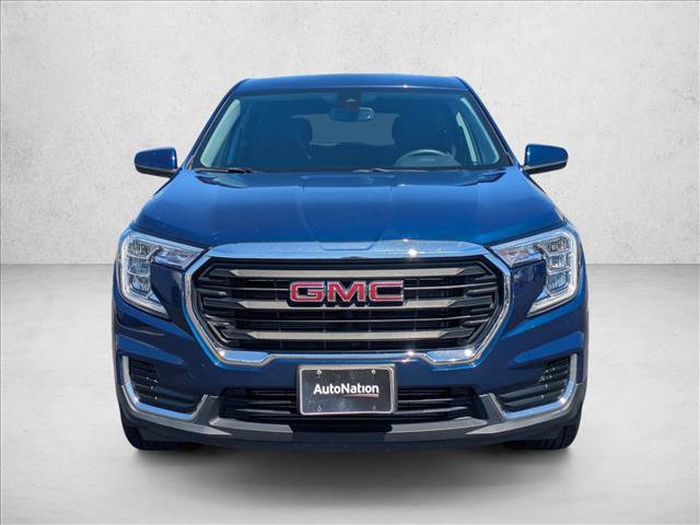 Used 2022 GMC Terrain SLE AWD/4WD image 2