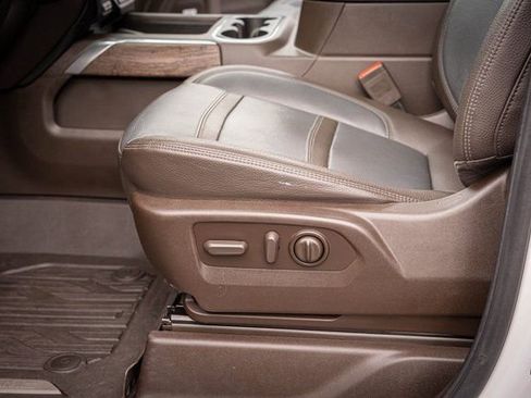 Used 2021 GMC Sierra 1500 Denali w/ Denali Ultimate Package image 17