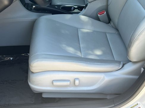 Used 2017 Acura ILX FWD image 15