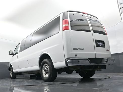 Used 2016 GMC Savana 3500 LT w/ LT Preferred Equipment Group image 21