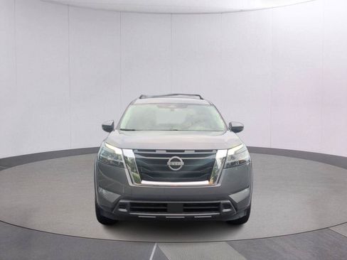 Used 2022 Nissan Pathfinder SV FWD image 10