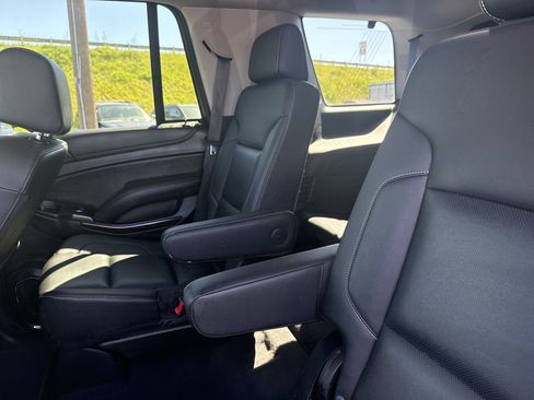 Used 2020 GMC Yukon SLT AWD/4WD image 13