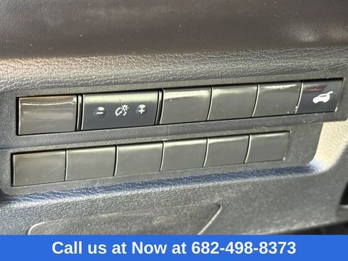 Used 2024 Mitsubishi Outlander SE Black Edition image 23