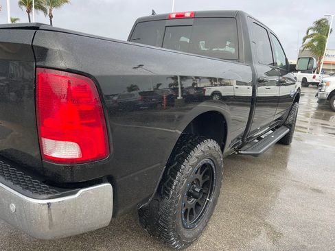 Used 2020 RAM 1500 Classic SLT w/ Luxury Group image 12