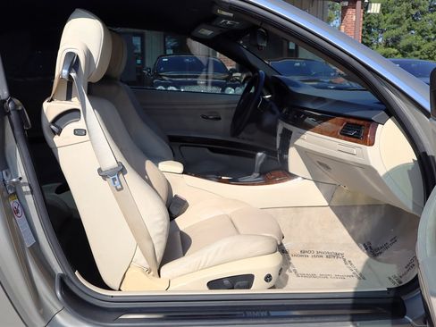 Used 2008 BMW 335i Convertible RWD image 21