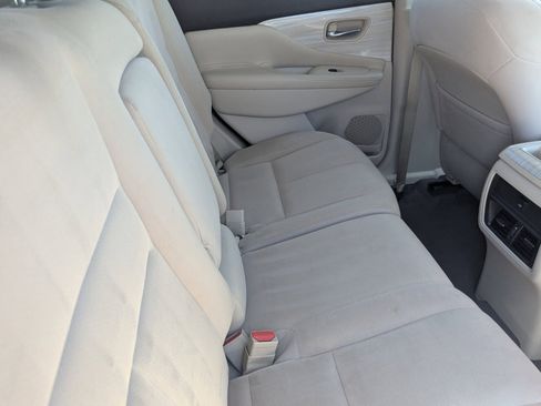 Used 2017 Nissan Murano SV image 14