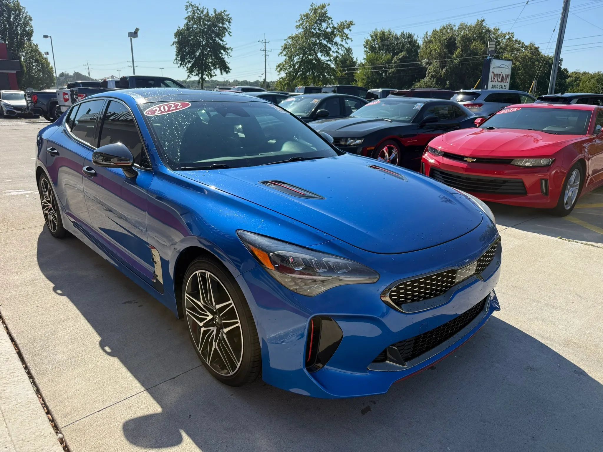 Used 2022 Kia Stinger GT1 AWD/4WD image 2