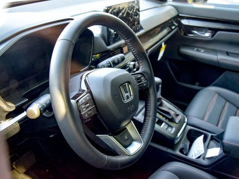 Used 2026 Honda CR-V Sport Touring image 11