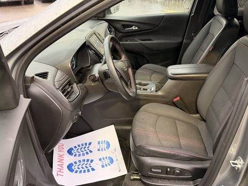Used 2024 Chevrolet Equinox RS image 38
